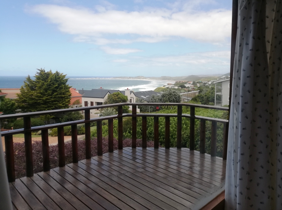 3 Bedroom Property for Sale in Brenton On Sea Western Cape